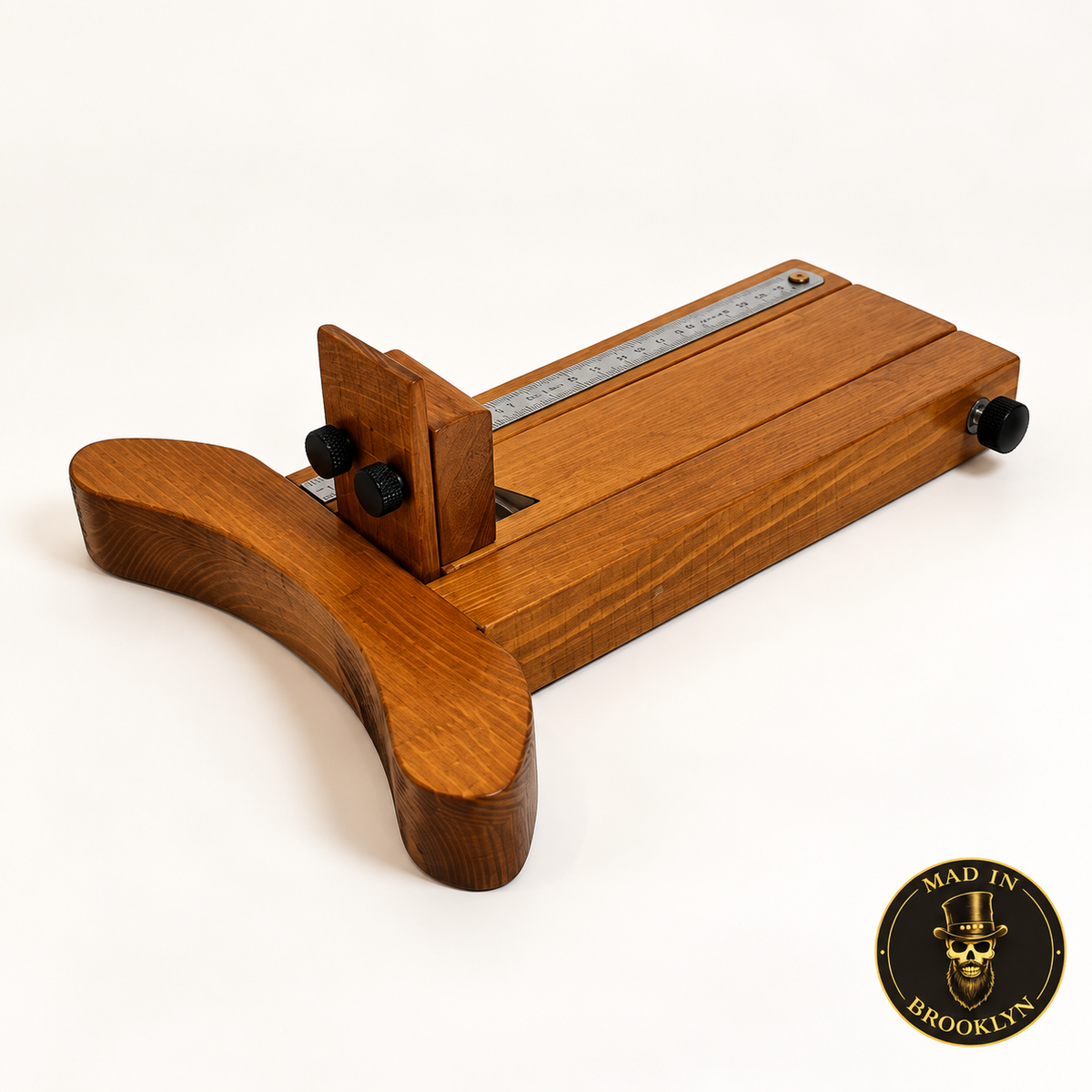 Professional rounding jack brim cutter from side angle